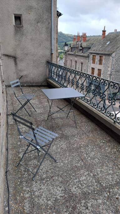 Chez Germaine Murat (Cantal) Exterior foto